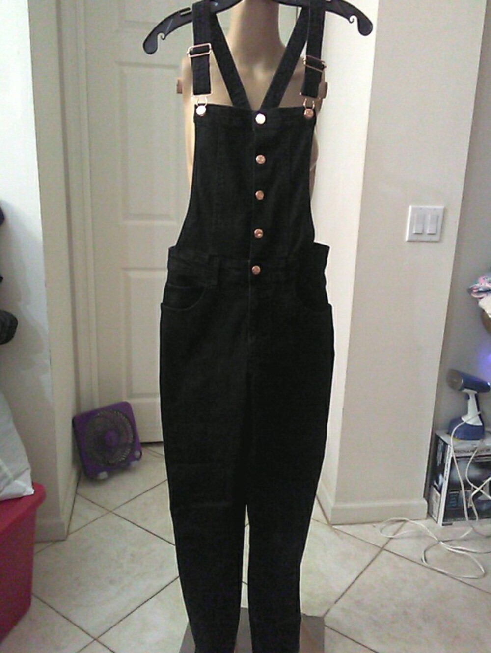 NWOT GUESS Black Women's Overalls Jeans Dungaree WAIST 15-17 GOLD BUTTONS CUTIE!